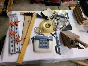 lot 3094 image: Assorted garage items