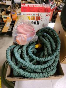 lot 3125 image: Assorted garage items
