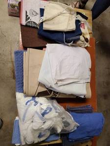 lot 3129 image: Assorted aprons and garage rags
