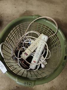 lot 3135 image: Assorted extension cords and power courts