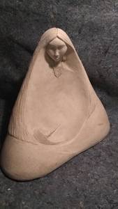 lot 224 image: Vintage Native American Mother and Child Statue