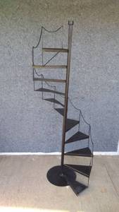 lot 232 image: Spiral Staircase Display Rack