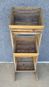lot 233 image: Nice Slanted Wood Crate Display Rack