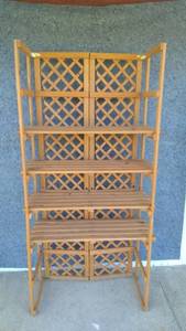lot 235 image: Collapsible Wooden Display Rack