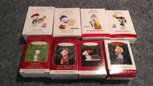 lot 286 image: Collectible Peanuts Hallmark Keepsake Ornaments Lot of 8