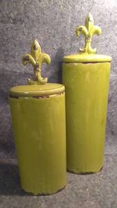 lot 310 image: Ceramic Table Top Canister, Green Distressed Glass Finished