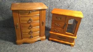 lot 317 image: Pair of Vintage Wooden Jewelry Boxes