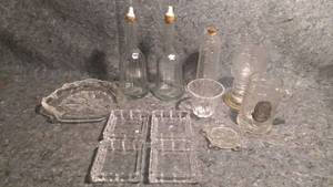 lot 338 image: Decorative Glass Tableware Lot