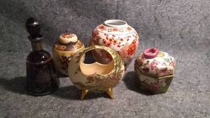 lot 353 image: Vintage Decorative Asian Pottery Lot