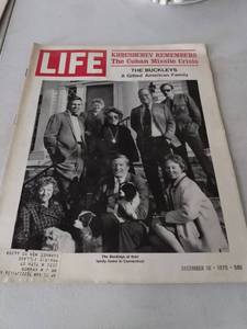 lot 6102 image: LIFE Magazine - December 18, 1970