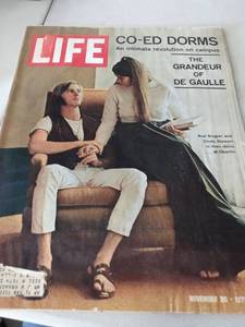 lot 6126 image: LIFE Magazine - November 20, 1970