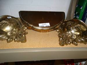 lot 2797 image: Lot of Wall Art