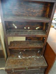 lot 2852 image: Vintage Bookshelf with Trunk