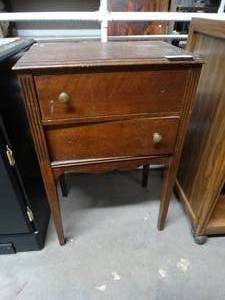 lot 2862 image: Wood Sewing Cabinet