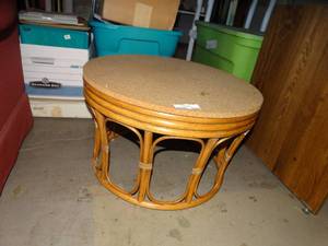 lot 3060 image: Round side table