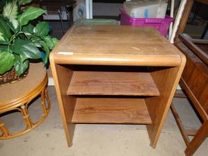 lot 3062 image: wooden side table