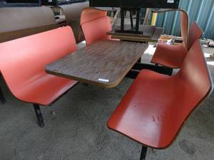 lot 3138 image: Red Seat Restaurant Booth