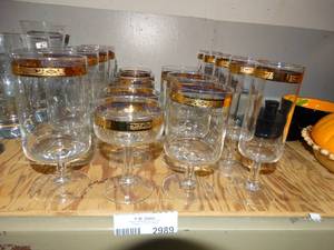 lot 2989 image: Lot of Stemmed Glassware with Gold Ring