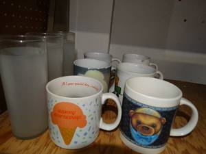 lot 2983 image: Lot of Mugs