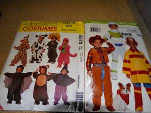 lot 3010 image: Lot of Childrens Costume Patterns