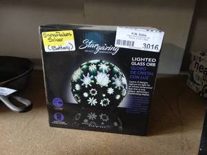 lot 3016 image: Stargazing Lighted Glass Orb