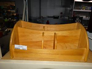 lot 3021 image: Wooden Organizer