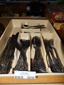 lot 3030 image: Lot of Stainless Steel Silverware