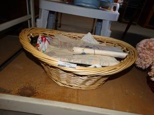 lot 3045 image: Basket with Vintage Kitchen Linens