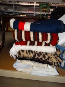 lot 3047 image: Lot of Blankets