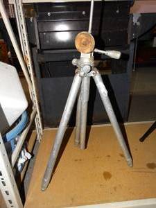 lot 3048 image: Tiltall Professional Tripod