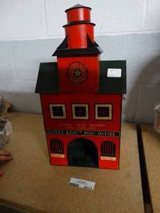 lot 2811 image: Santa and Co. Post Office Decoration