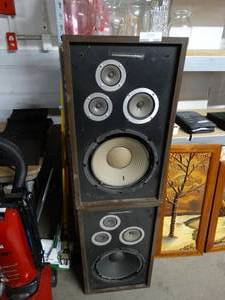 lot 3097 image: Two Large Speakers