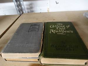 lot 3120 image: Lot of Vintage Books
