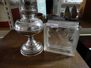 lot 3165 image: Lot of Home Decor