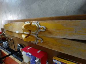 lot 3131 image: Vintage Child Wood Water Skis