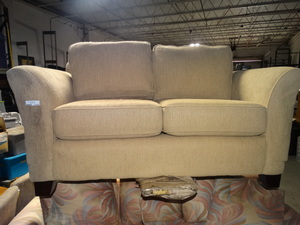 lot 3155 image: Tan Love Seat