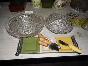 lot 2969 image: Lot of Serving Utensils