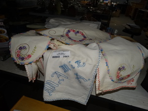 lot 2961 image: Basket of Vintage Linens