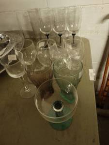 lot 2917 image: Lot of Misc. Drinking Glasses