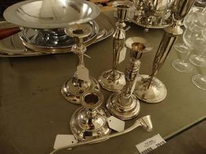 lot 2919 image: Lot of Candle Holders