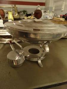 lot 2920 image: Chafing Dish