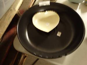 lot 2936 image: Ceramic Bowl and Heart shaped Bowl