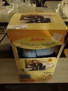 lot 2945 image: Sunbeam Warming Throw