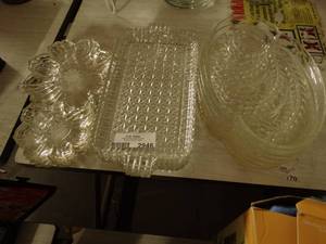 lot 2946 image: Lot of Glass Plates