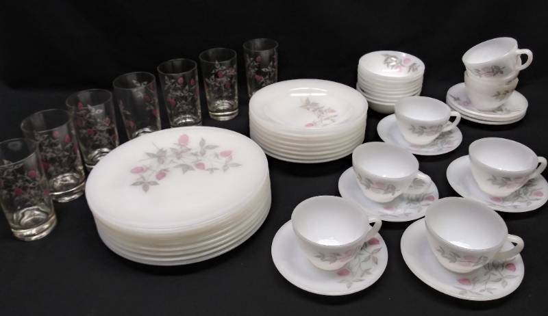 lot 201 image: Set of 47  Federal Glass Clover Blossom Dinner Set  White Milk Glass