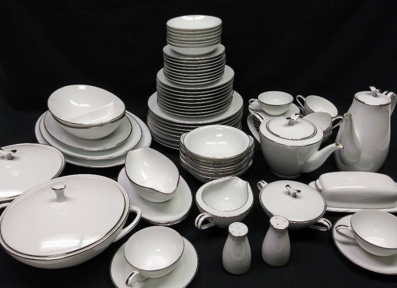 lot 202 image: Vintage Colony Noritake Porcelain China  White W Platinum Trim  60 Pieces