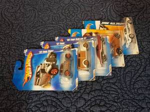 lot 9005 image: Hot Wheels - New Still in the box