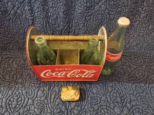 lot 9008 image: Coke Cola Set with Bottles