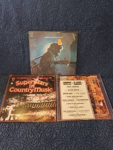 lot 9019 image: Johnny Cash,Country Hits Albums