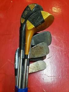 lot 9058 image: Mixed Golf Club Set with Wooden Driver